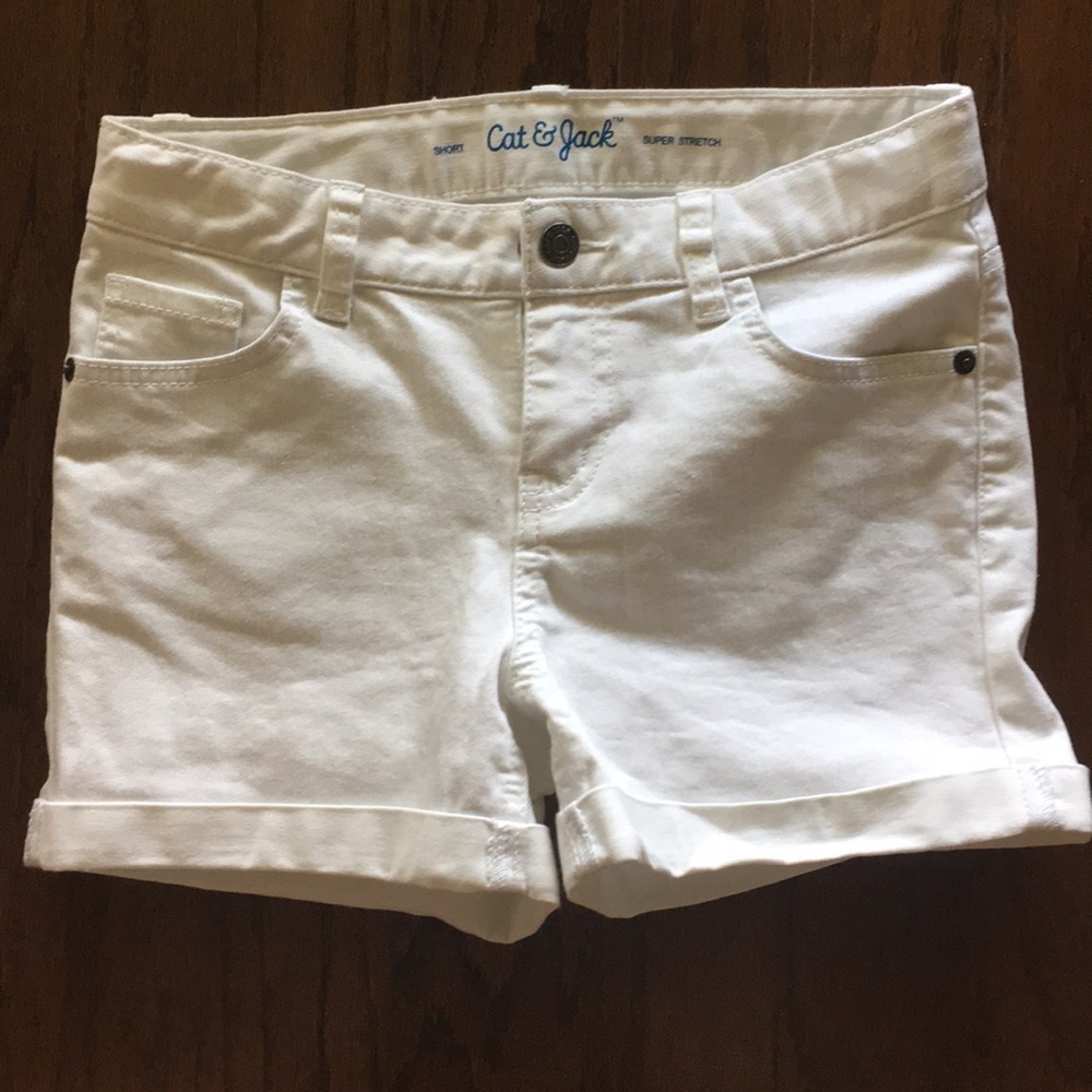 Cat and jack white shorts